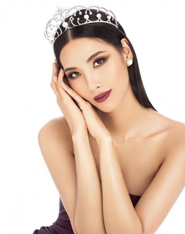 hoang-thuy-pha-dao-hang-loat-bxh-sac-dep-quoc-te-du-hoa-hau-hoan-vu-2019-chua-khoi-tranh