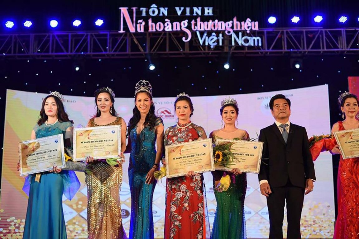 nu-hoang-thuong-hieu-viet-nam-xuat-hien-nhieu-nghi-van