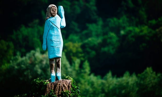 xau-nhu-tuong-de-nhat-phu-nhan-my-melania-trump-tai-que-nha-slovenia