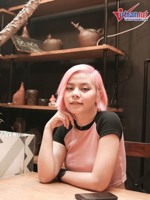 Tia Hải Châu: ‘Gia đình sốc khi biết tôi quen Lê Thiện Hiếu’