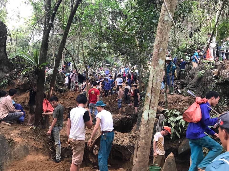 sau-tin-don-dao-duoc-da-quy-5-ty-dan-tinh-thi-nhau-mang-xeng-quoc-keo-ve-yen-bai