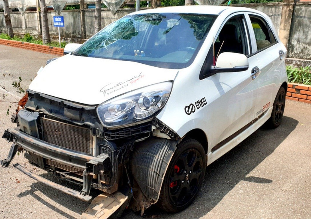 Chiếc ô tô trong vụ tai nạn giao thông. (Ảnh: VNE).