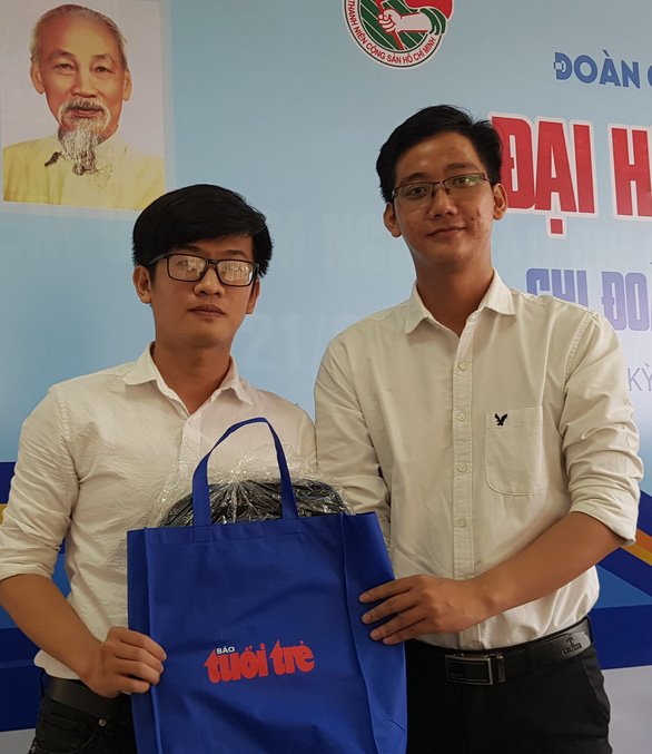 sinh-vien-y-khoa-nhuong-hoc-bong-cho-ban-kho-khan-hon