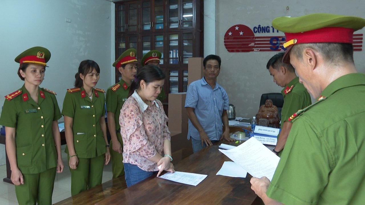 khoi-to-them-nhieu-bi-can-lien-quan-den-vu-an-mua-ban-trai-phep-hoa-don-chung-tu