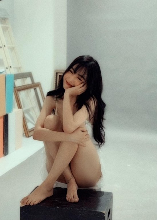 Elly Trần khiến cộng đồng mạng