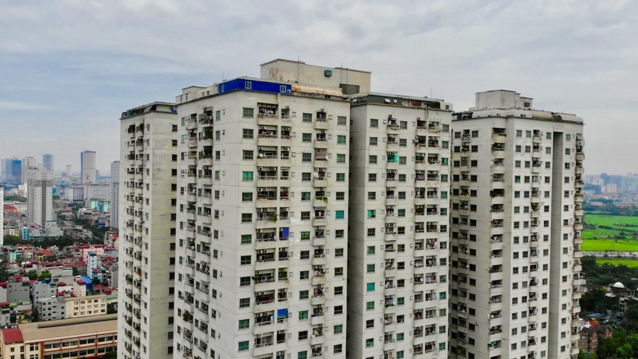 Khu vực có 3 tòa chung cư từ CT6A, CT6B, CT6C.