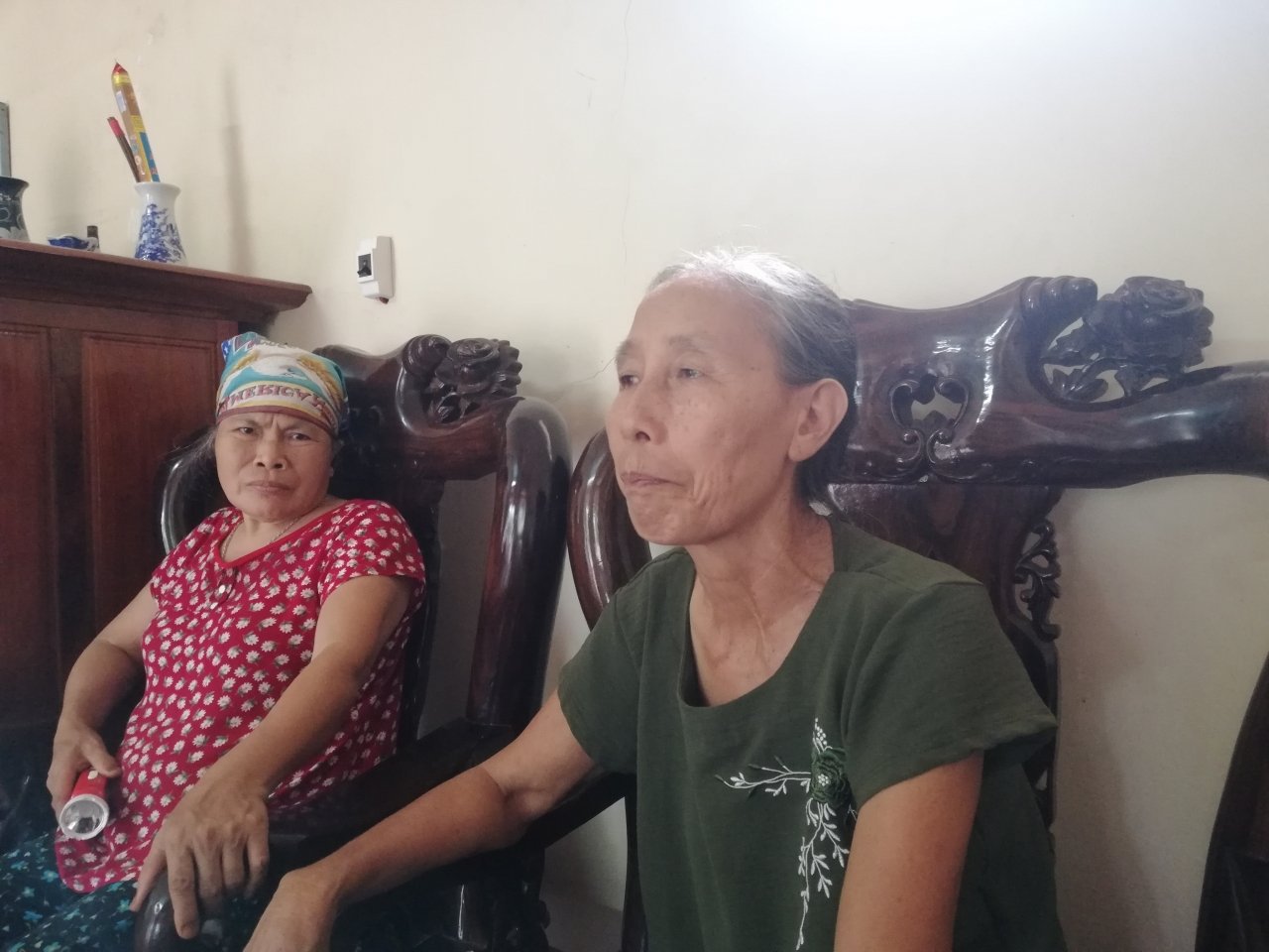 hanh-trinh-5-nam-cham-con-song-thuc-vat-va-noi-dau-chong-chat-khi-phat-hien-chong-bi-ung-thu-cua-nguoi-phu-nu-ngheo-que-hai-duong
