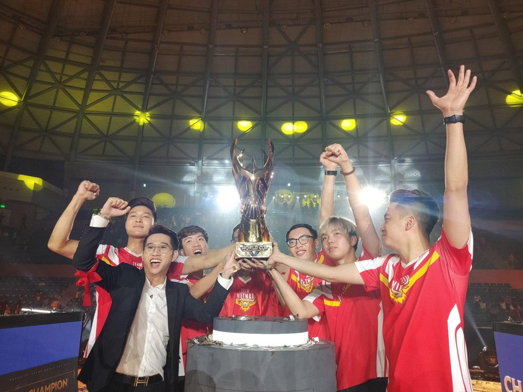 Ha Dai Bac nghet tho, eSport Viet Nam lan dau vo dich the gioi hinh anh 18 