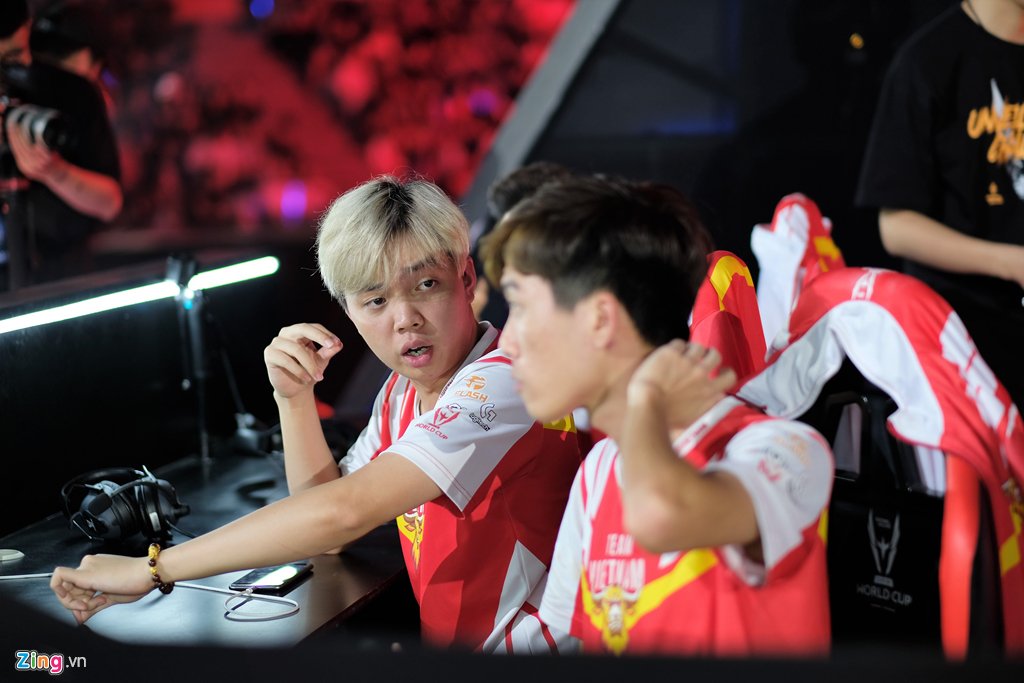 Ha Dai Bac nghet tho, eSport Viet Nam lan dau vo dich the gioi hinh anh 7 