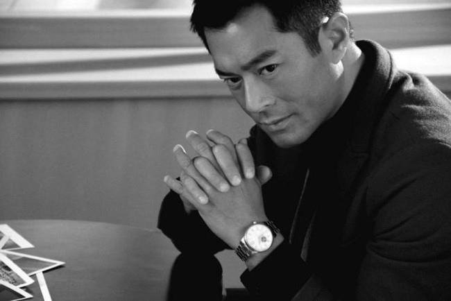 co-thien-lac-tu-ke-bat-hao-thanh-ong-trum-cua-showbiz-hong-kong