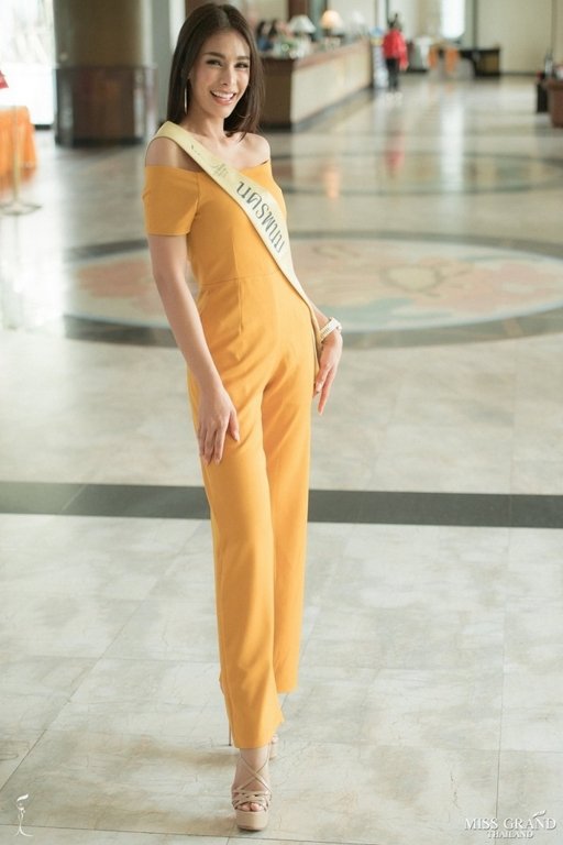 tan-hoa-hau-hoa-binh-thai-lan-2019-dang-quang-trong-su-chi-trich-cua-khan-gia-quoc-te