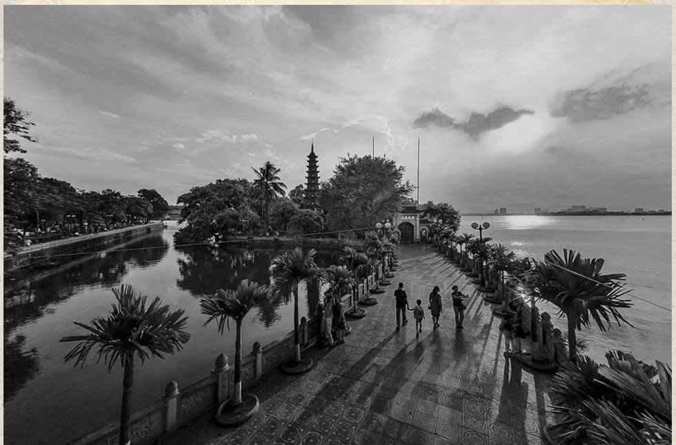 gs-le-van-lan-ke-chuyen-song-to-lich-2000-nam
