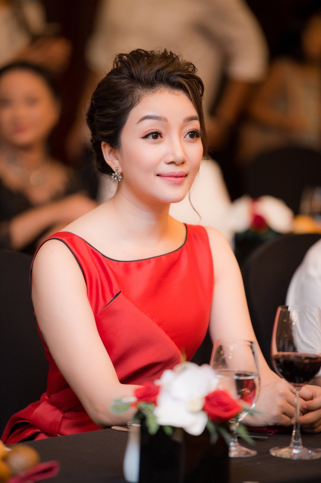 pham-thu-ha-ra-mat-album-cham-sau-3-nam-chuan-bi