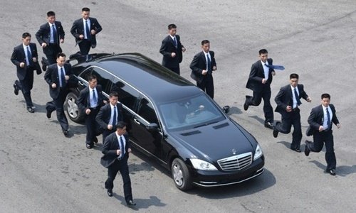 hanh-trinh-lan-loi-qua-5-nuoc-toi-trieu-tien-cua-hai-sieu-xe-cho-lanh-dao-kim-jong-un