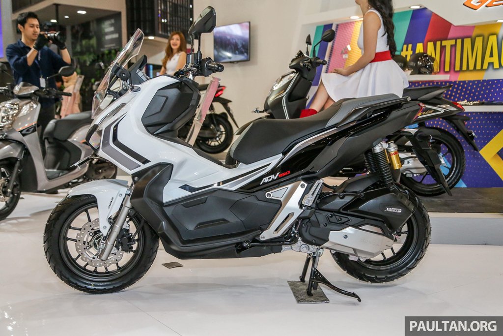 xe-ga-dia-hinh-honda-adv-150-ra-mat-gia-hon-2400-usd