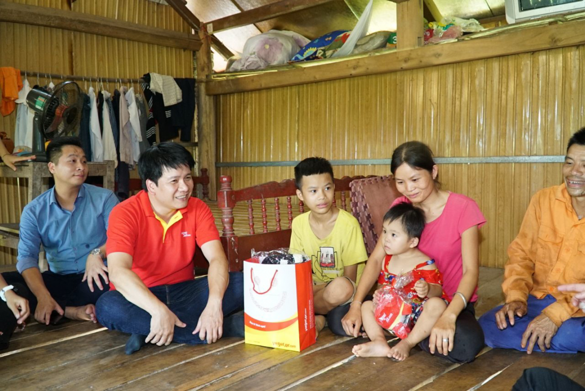 vietjet-dong-hanh-thap-sang-nhung-uoc-mo-cho-hang-ngan-em-nho-cac-tinh-phia-bac