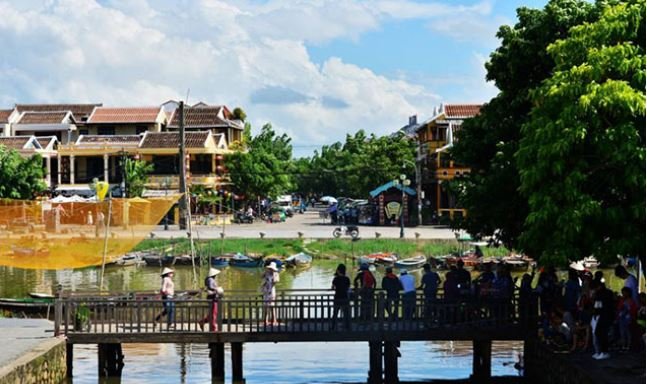6-thien-duong-du-lich-danh-cho-nguoi-it-tien-viet-nam-cung-gop-mat