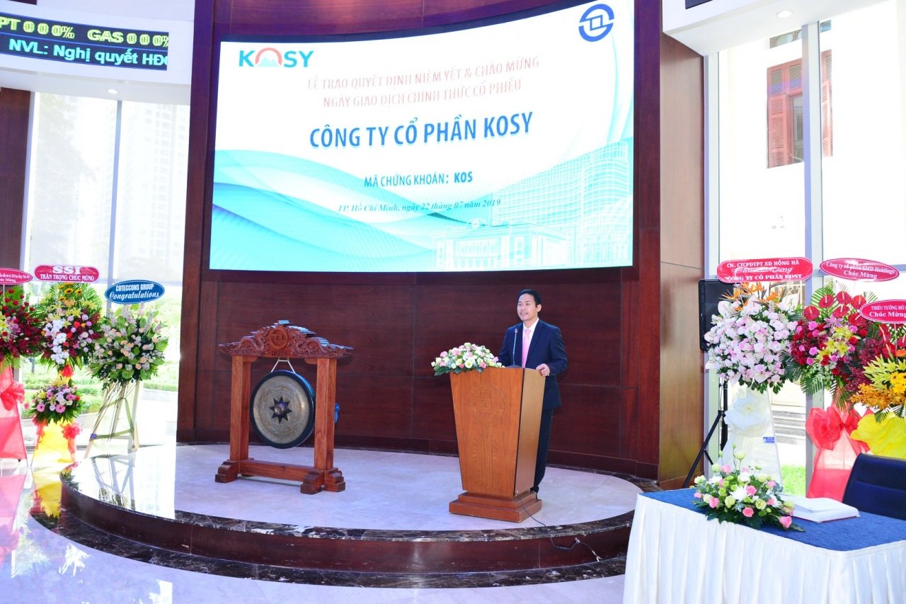 co-phieu-kosy-kos-khoi-sac-trong-phien-giao-dich-dau-tien-tai-hose