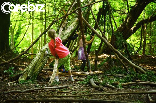 Mẹ Việt ở Canada: Nhìn cô giáo bình tĩnh chờ con xoay sở, tôi nhận ra cách giáo dục trẻ tốt nhất là mặc kệ con - Ảnh 3.