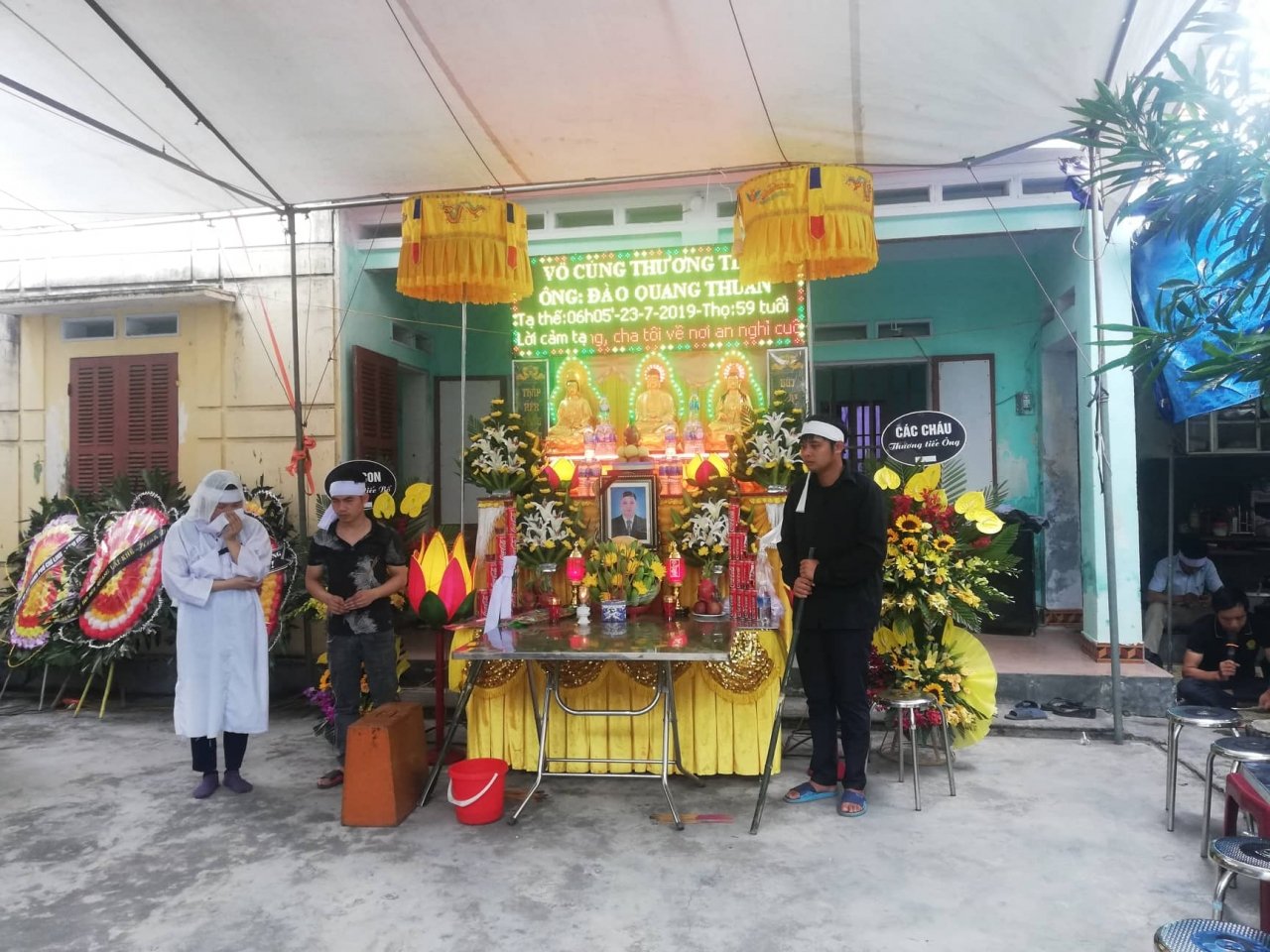khong-khi-tang-thuong-bao-trum-xom-nho