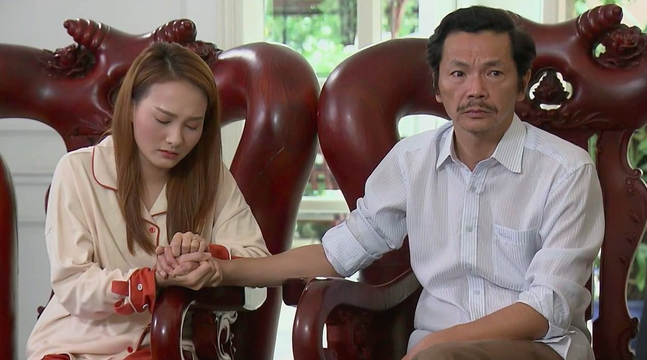 phan-canh-xuc-dong-gay-bao-trong-ve-nha-di-con-nsut-trung-anh-noi-gi