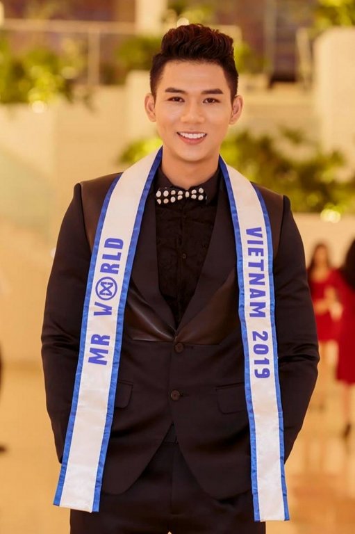 dai-dien-viet-nam-tai-mister-world-2019-bo-thi-vi-mau-thuan-voi-ong-bau