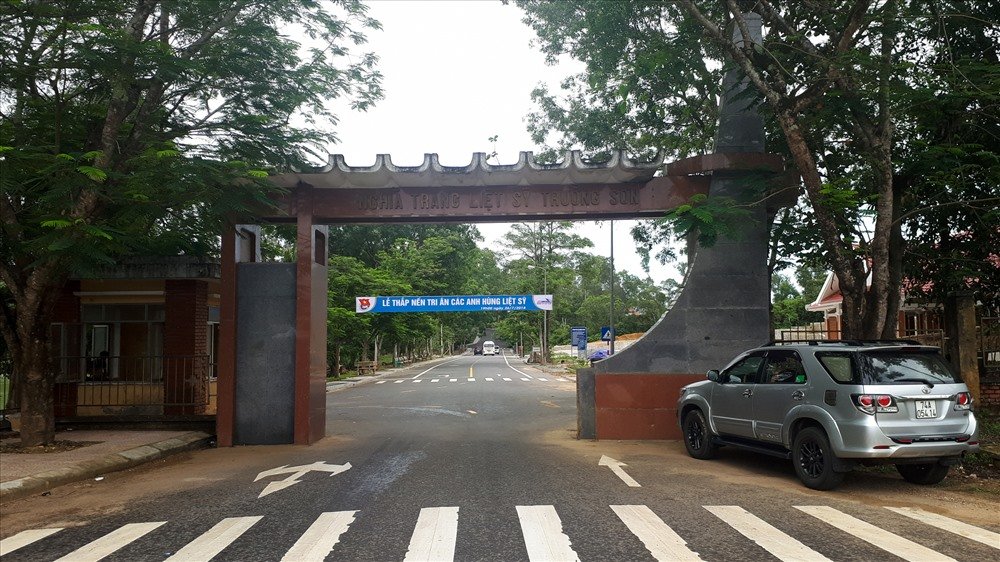 thang-7-ve-nghia-trang-liet-sy-truong-son-thap-nen-nhang-tri-an-anh-hung-liet-sy