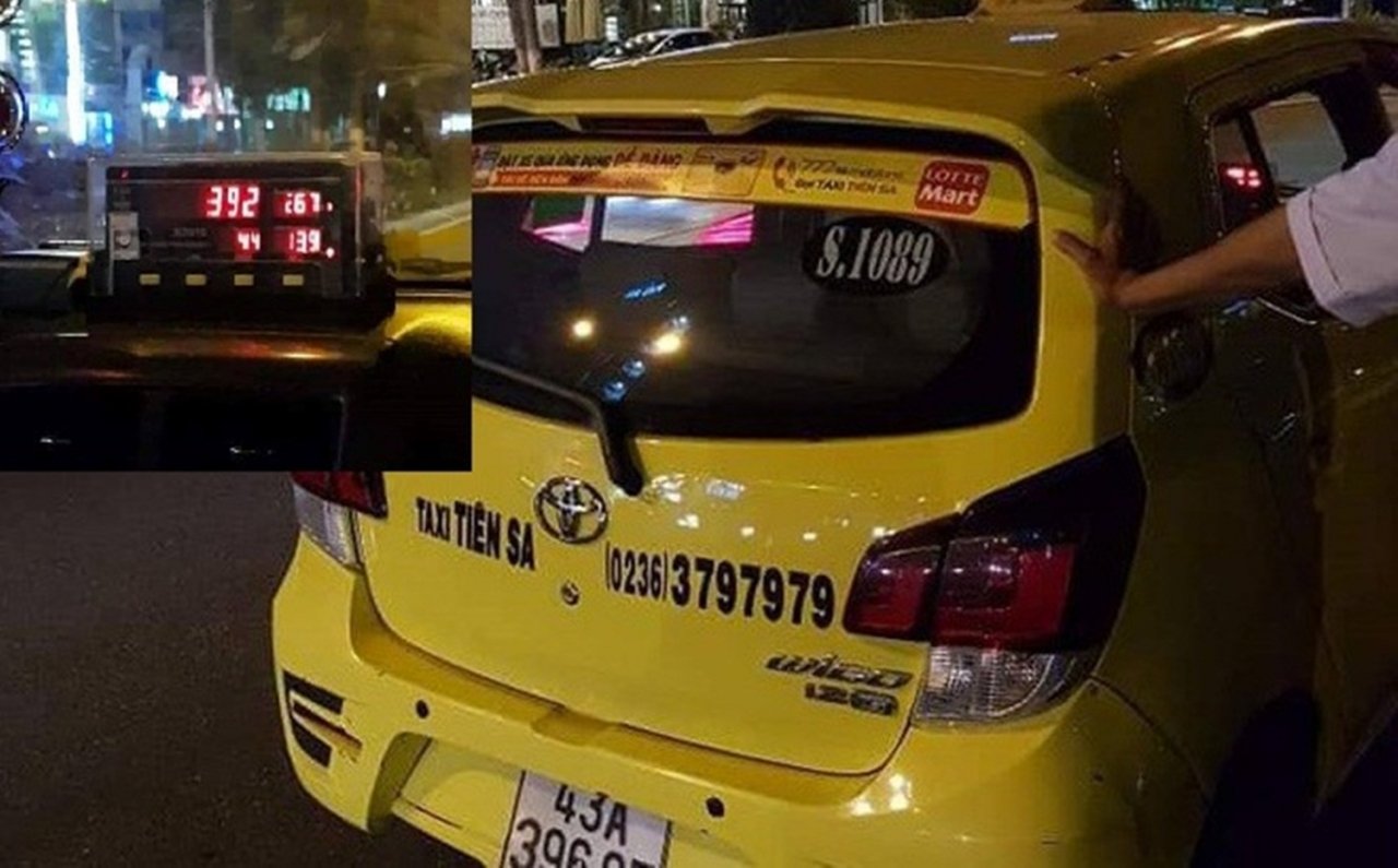 Hình ảnh chiếc taxi Tiên Sa bị khách Việt kiều tố chặt chém.