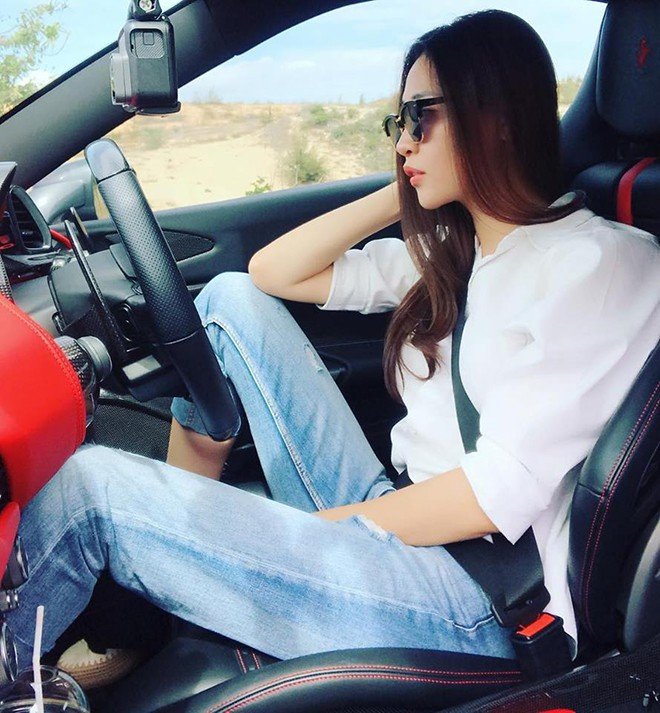 Vẻ gợi cảm và cuộc sống sang chảnh của Đàm Thu Trang trước ngày làm vợ Cường Đô la - Ảnh 5.