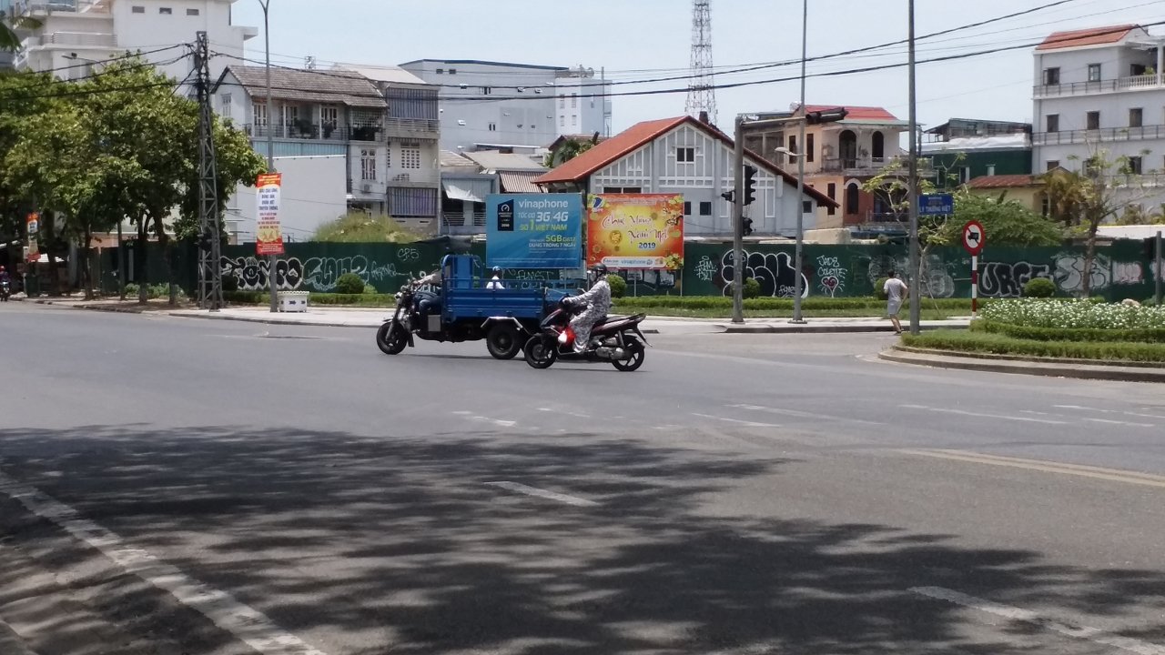 can-canh-nhung-du-an-rua-bo-tren-dat-vang-o-hue