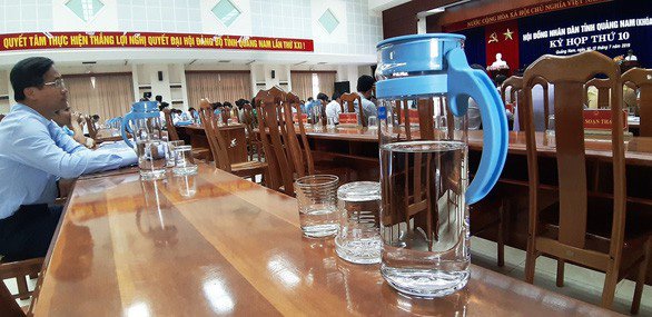 chinh-quyen-tp-hcm-se-khong-dung-ly-ong-hut-nhua-tu-ngay-18