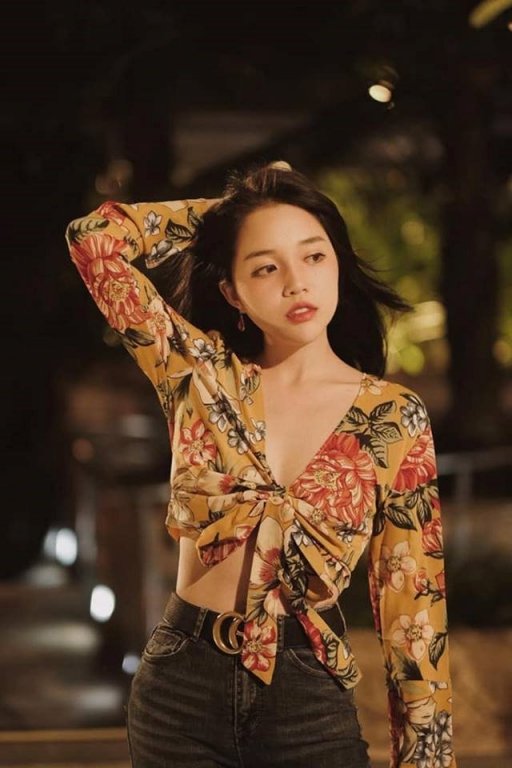 can-canh-nhan-sac-xinh-dep-cua-hot-streamer-linh-ngoc-dam