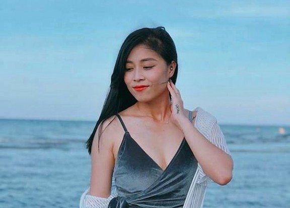 ngam-than-hinh-nong-bong-va-quyen-ru-cua-mc-hoang-linh-chung-toi-la-chien-sy