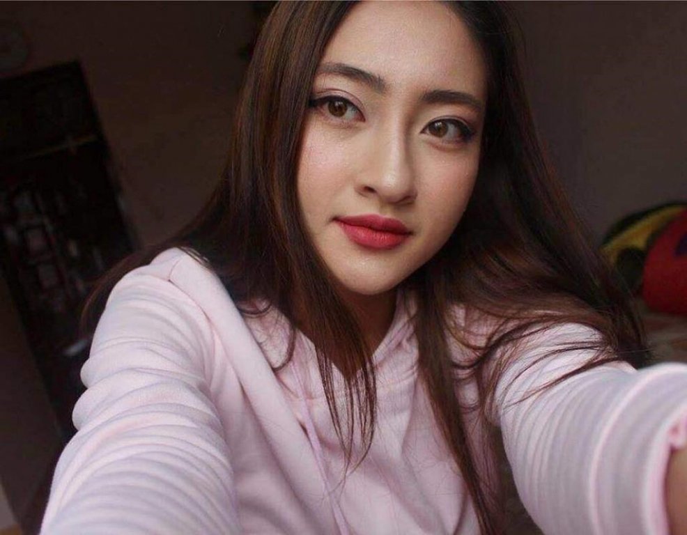 5-nguoi-dep-co-so-do-nong-bong-nhat-hoa-hau-the-gioi-viet-nam-2019