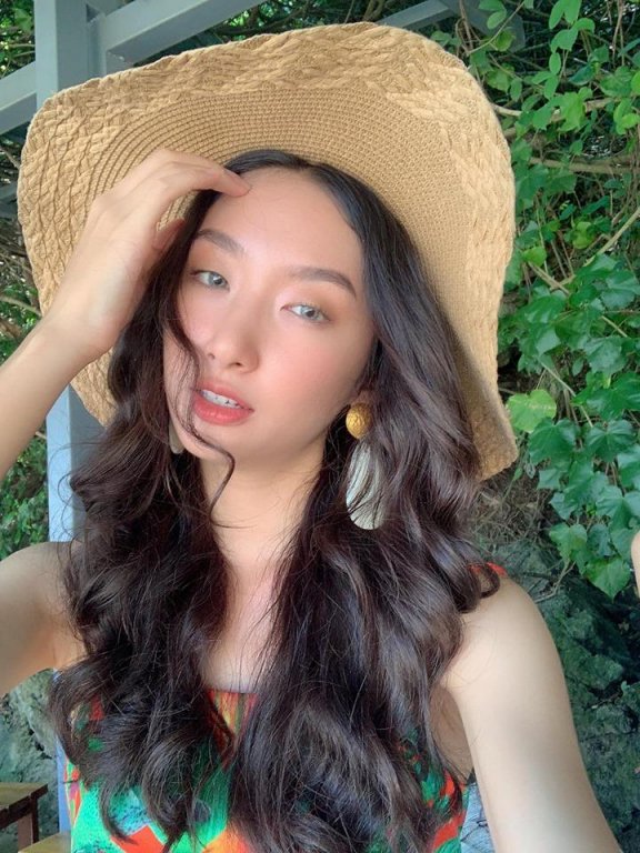 5-nguoi-dep-co-so-do-nong-bong-nhat-hoa-hau-the-gioi-viet-nam-2019