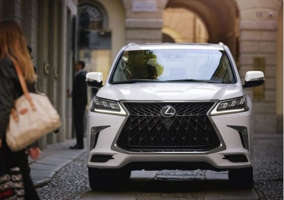 lexus-lx570-nang-cap-nhe-nhung-day-ham-ho