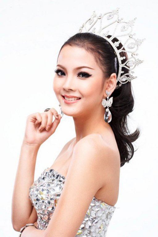 Hành trình dậy thì thành công của các mỹ nhân chuyển giới nổi tiếng nhất châu Á