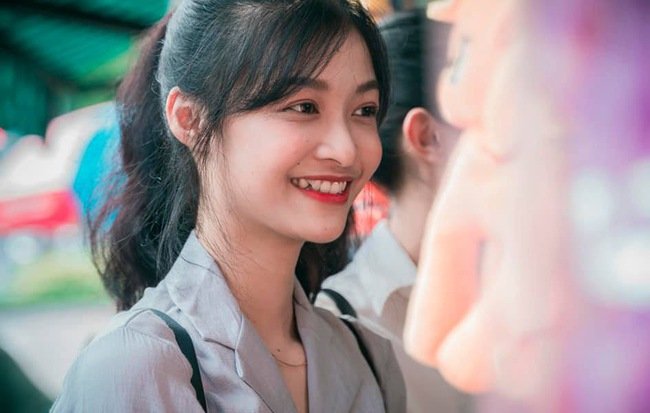 loat-anh-doi-thuong-cua-a-hau-the-gioi-viet-nam-nguyen-ha-kieu-loan