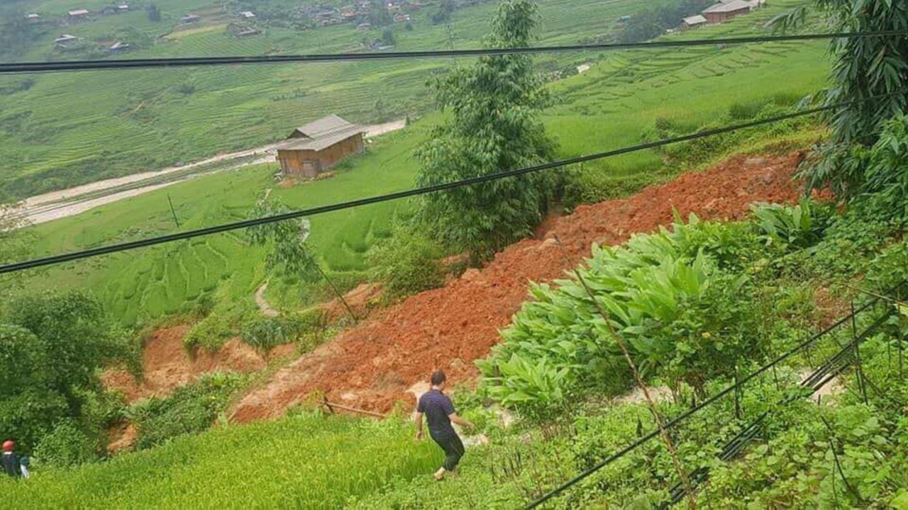 Hiện trường vụ sạt núi gây chết người ở huyện Sa Pa trưa ngày 5/8. (Ảnh: Nguyễn Viết Mai) 