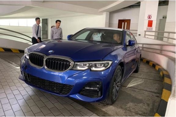 bmw-3-series-moi-can-ke-ngay-ra-mat-nguoi-mua-mau-cu-duoc-tang-hon-200-trieu-dong