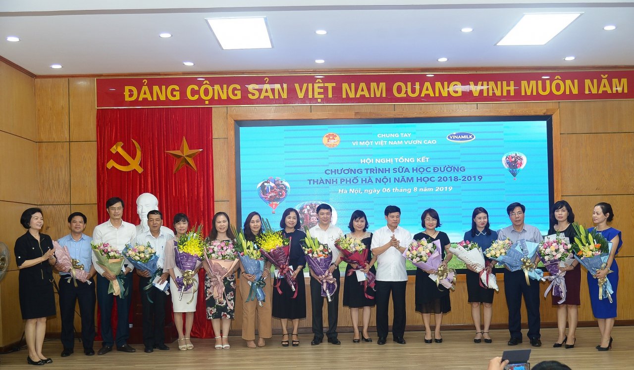 ha-noi-tham-gia-chuong-trinh-sua-hoc-duong-dat-ty-le-877