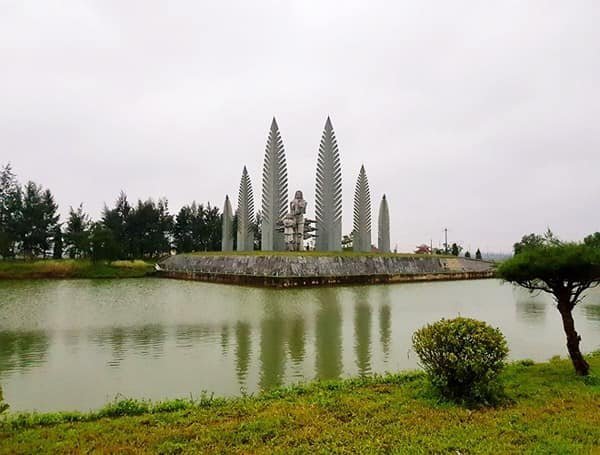 tham-cay-cau-lich-su-doi-bo-hien-luong-ben-hai