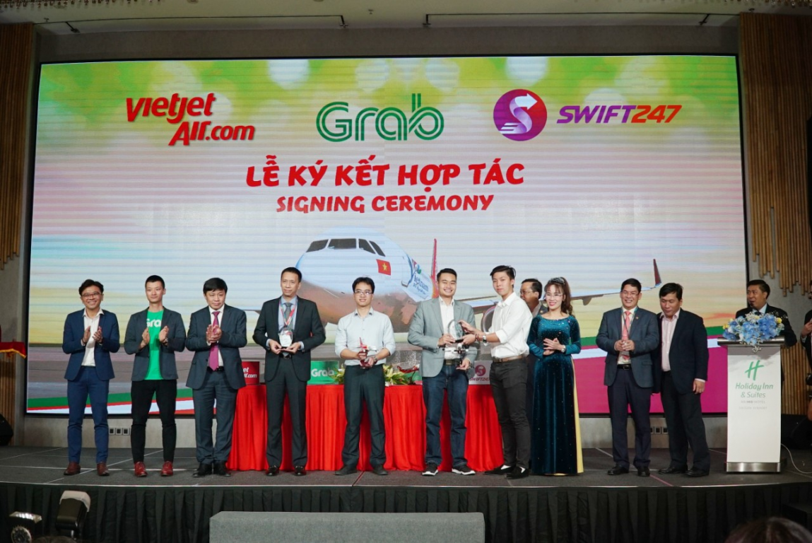 vietjet-swift247-va-grab-hop-tac-toan-dien-nham-phat-trien-cac-giai-phap-ket-noi-di-chuyen-va-giao-nhan