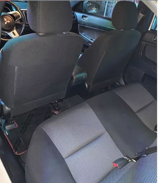 dan-choi-viet-sam-hang-doc-mitsubishi-lancer-evolution-final-edition-gia-hon-4-ty-dong