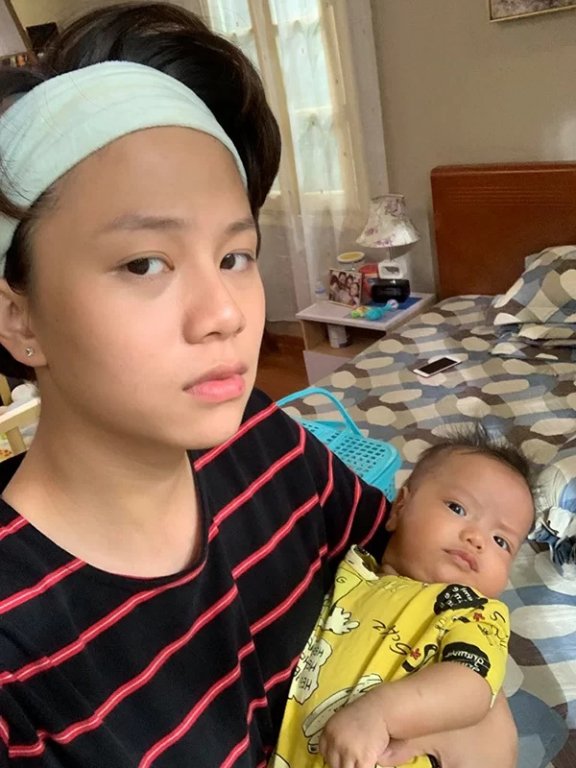 Cu Bon (Gia Hưng) - con đầu lòng của cặp đôi Thư Vũ được xem là diễn viên nhỏ tuổi nhất trên màn ảnh Việt bởi tham gia đóng phim khi mới hơn một tháng tuổi. Các thành viên trong ê-kíp nhận xét cậu bé