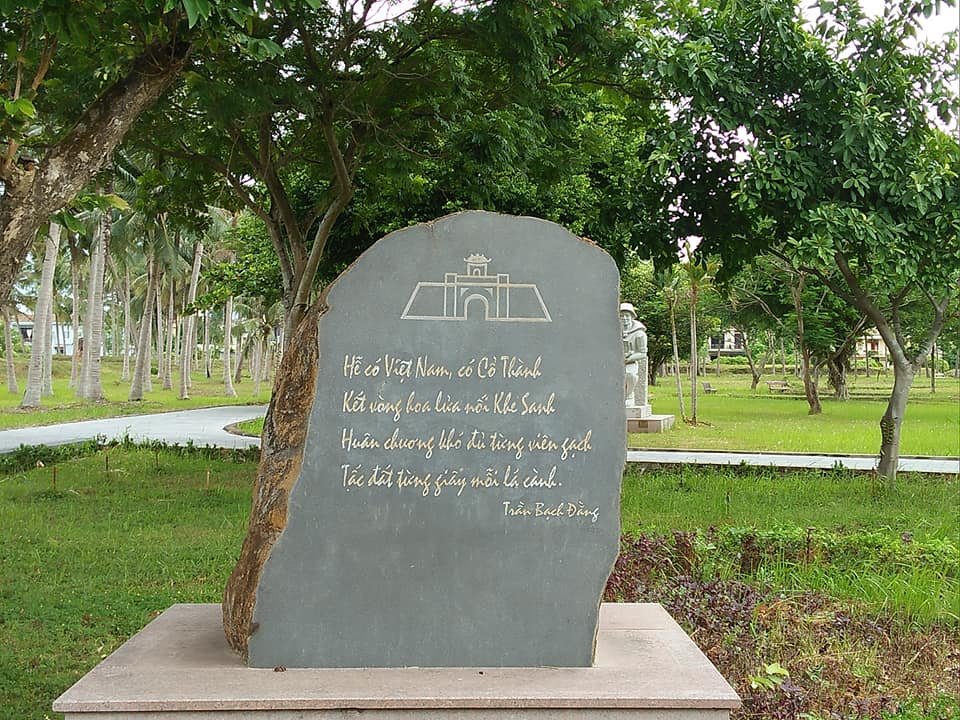 tham-quan-thanh-co-quang-tri-minh-chung-cua-mot-thoi-dan-lua