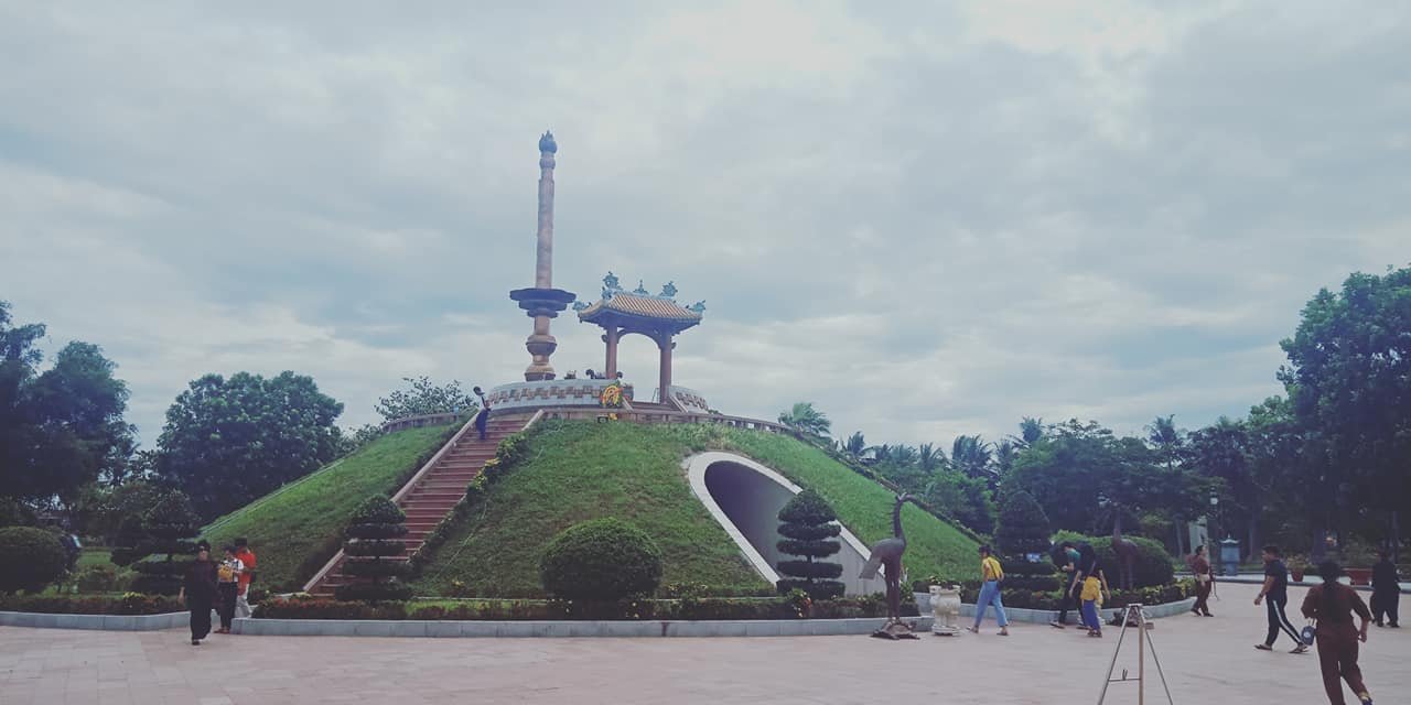tham-quan-thanh-co-quang-tri-minh-chung-cua-mot-thoi-dan-lua