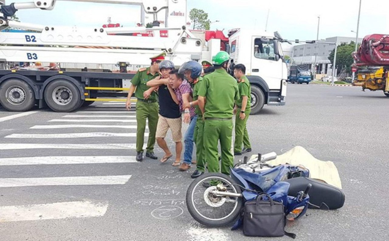 tin-tuc-tai-nan-giao-thong-ngay-158-ky-la-o-to-45-cho-mat-tich-bi-an-o-da-nang