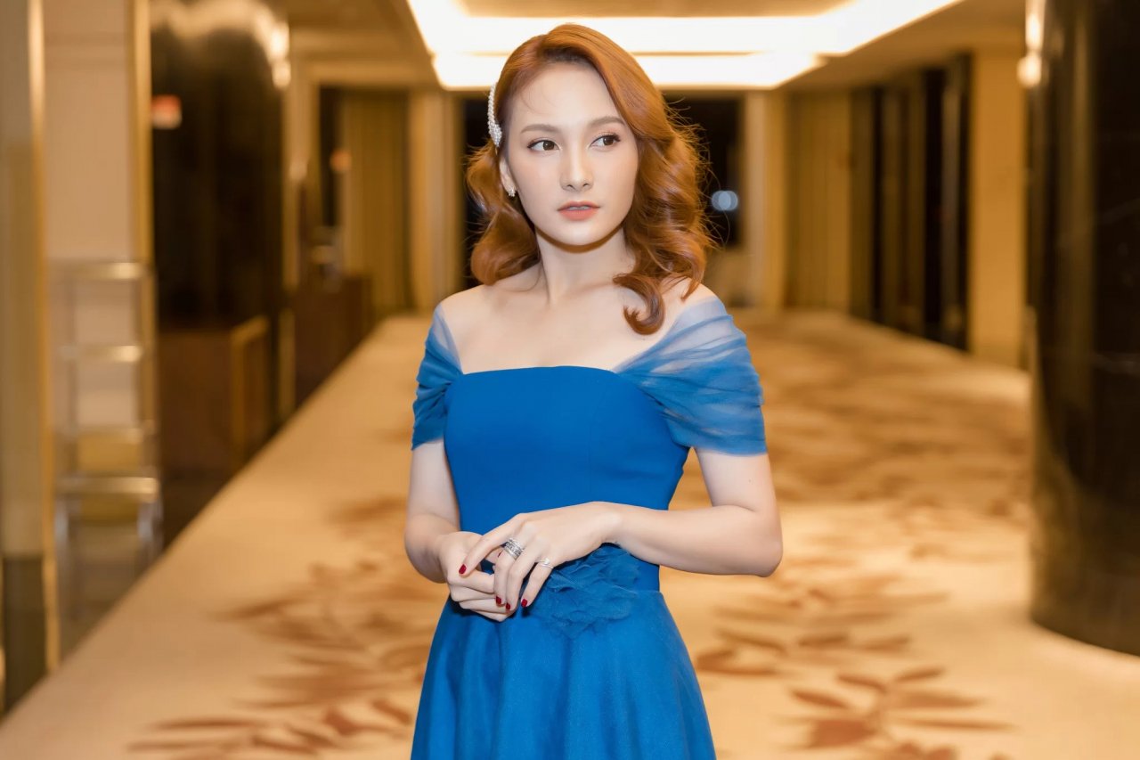 bao-thanh-bi-nghi-da-xeo-hotgirl-2-giay-trong-ve-nha-di-con