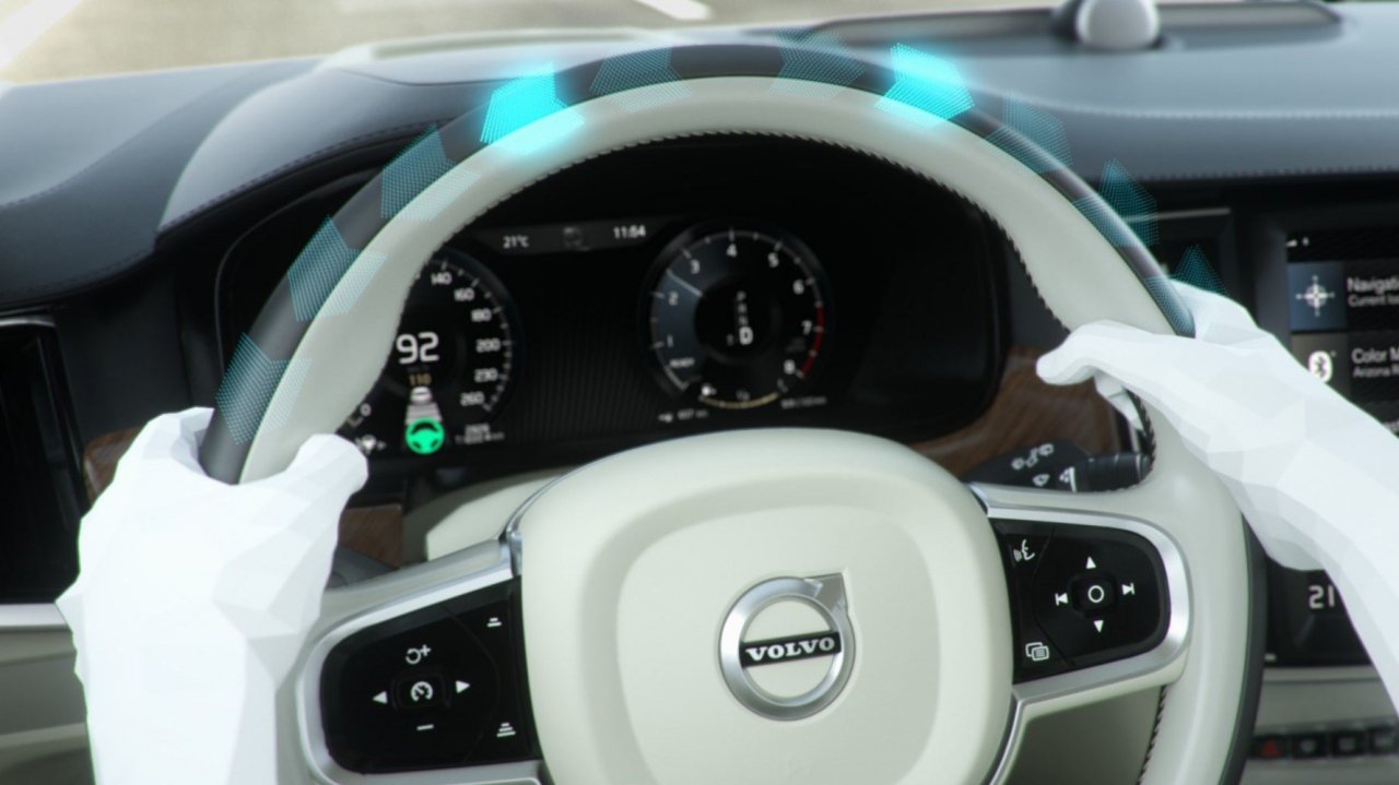 dau-bmw-x5-va-mercedes-benz-gle-volvo-xc90-2020-gia-gan-4-ty-dong-sap-ve-viet-nam